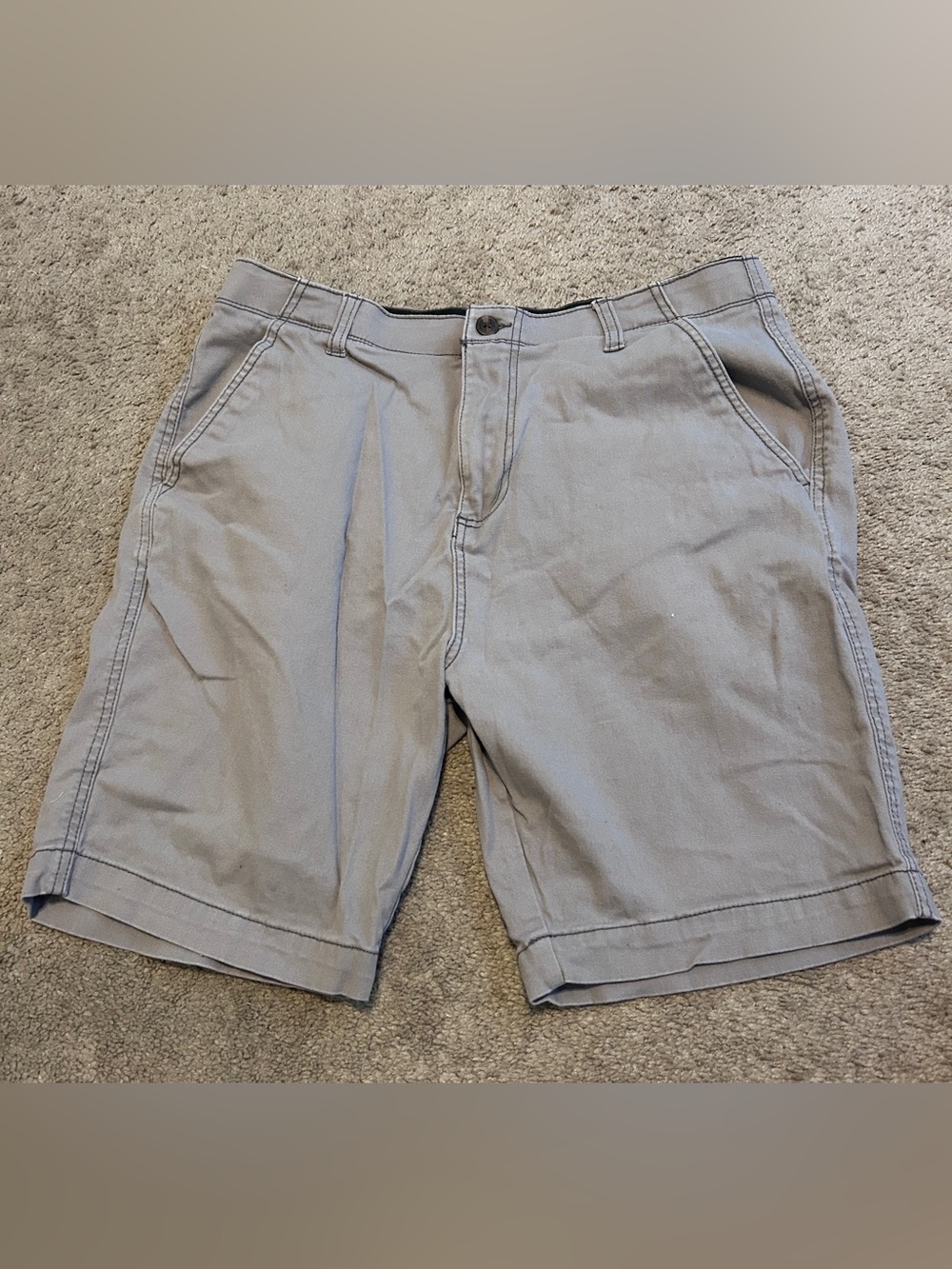 Plugg Men's Flat Front Chino Shorts in Light Gray